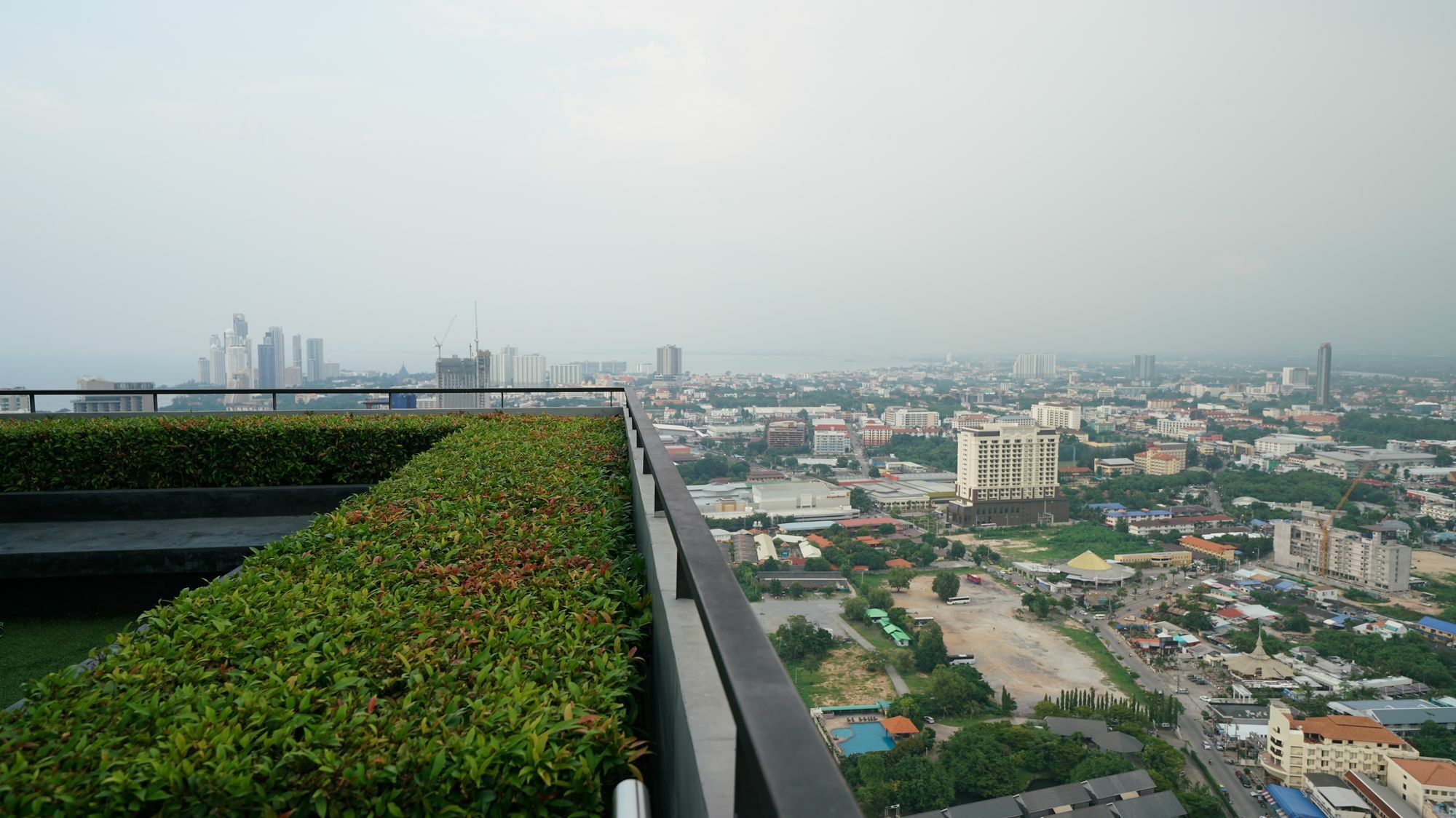 Centric Sea Pattaya By Uplus Exterior foto